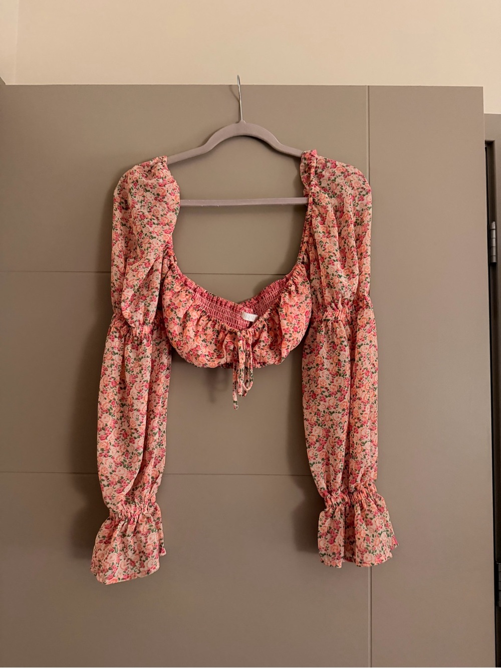Pink Floral Smocked Puff-Sleeve Crop Top